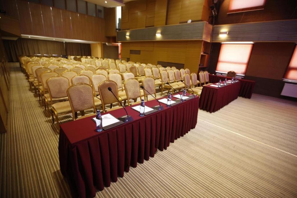 The Corporate Hotel And Convention Centre Ulan Bator Exterior foto