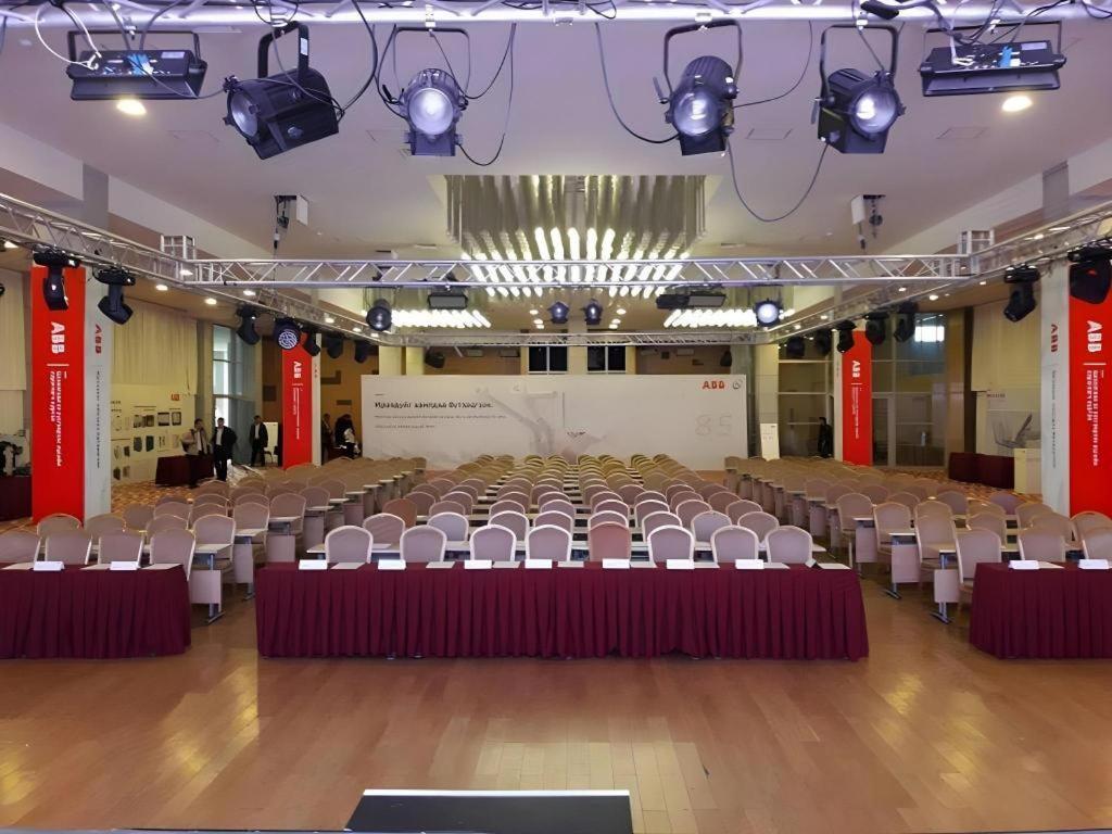 The Corporate Hotel And Convention Centre Ulan Bator Exterior foto