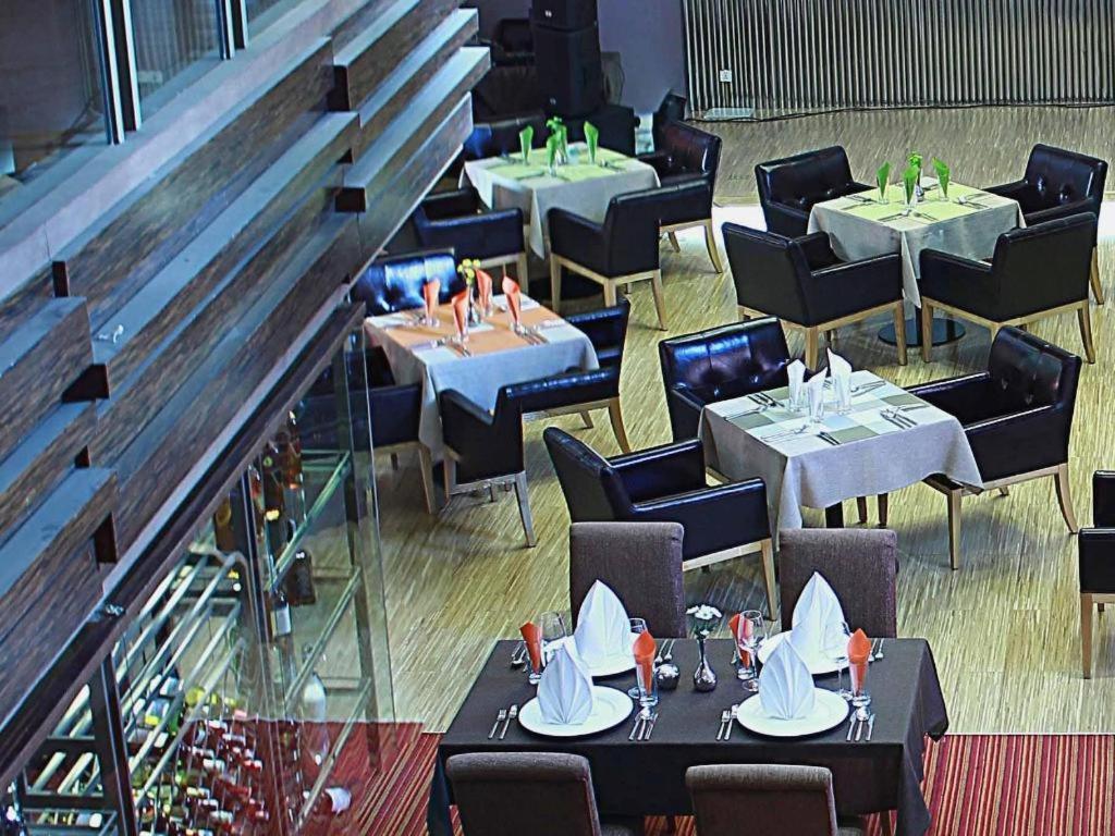 The Corporate Hotel And Convention Centre Ulan Bator Exterior foto